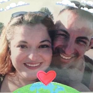 Meet your Posher, Eyal